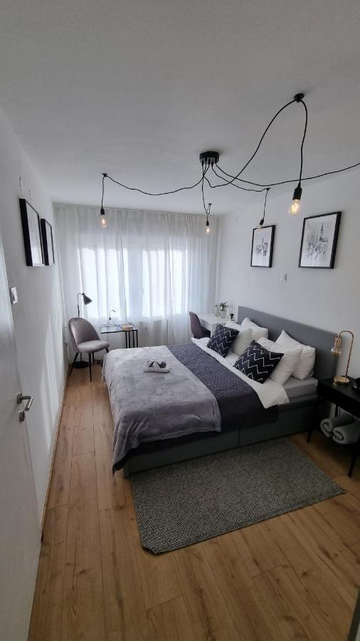 Apartman H8 Бьеловар Экстерьер фото