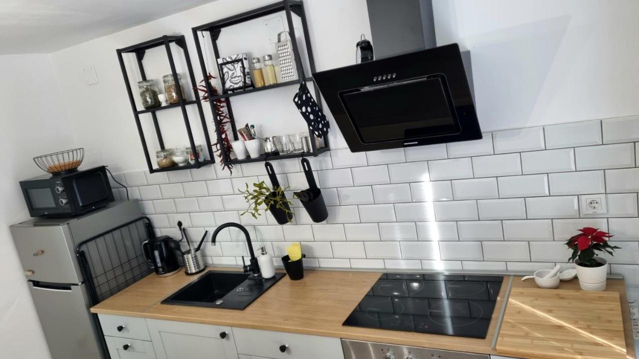Apartman H8 Бьеловар Экстерьер фото
